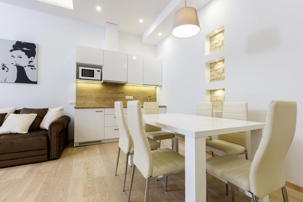 Center Avenue Apartments Vilnius Bagian luar foto